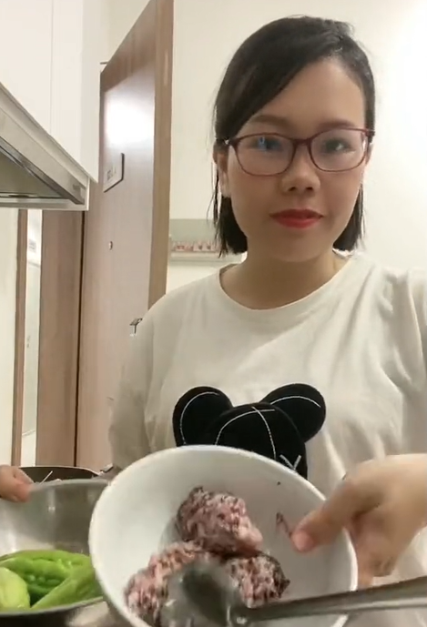 Bat ngo ve cuoc song tro ly giam doc o TPHCM chi tieu 200k/tuan-Hinh-2