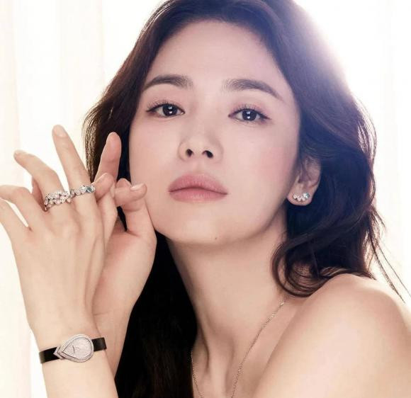 Vi sao sau ly hon Song Joong Ki lai ghet Song Hye Kyo den vay?-Hinh-5