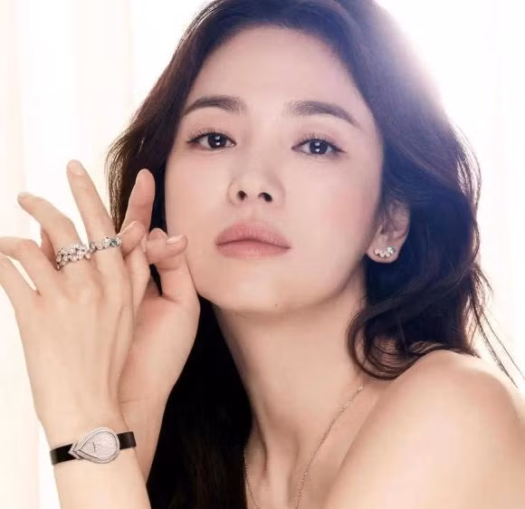 Vi sao sau ly hon Song Joong Ki lai ghet Song Hye Kyo den vay?-Hinh-5