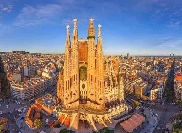 Nhung toa nha ngoan muc nhat the gioi