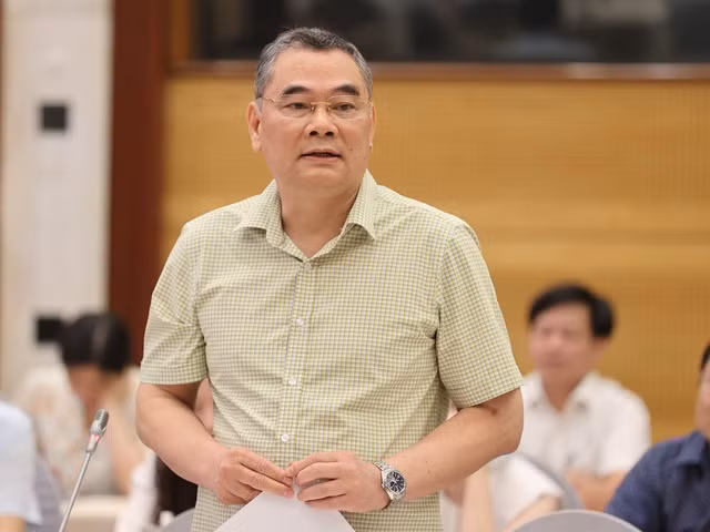 Vu tiep vien hang khong xach ma tuy: Da bat giu 200 doi tuong lien quan