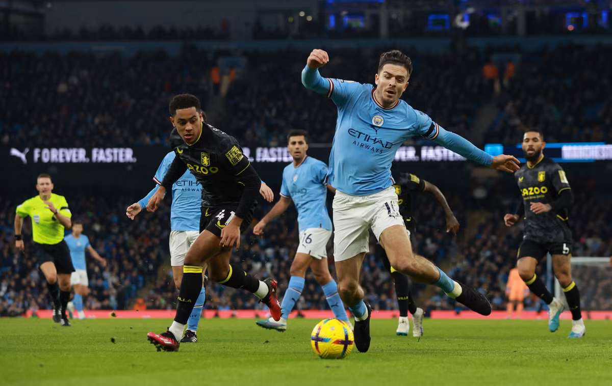 Jack Grealish có một mùa giải ấn tượng trong màu áo Man City với 5 bàn và 7 kiến tạo ở Premier League. Tiền vệ 27 tuổi này được Whoscored chấm 7,33 điểm. Grealish dần chứng tỏ bản thân xứng đáng là bản hợp đồng đắt nhất lịch sử Man City (100 triệu bảng).