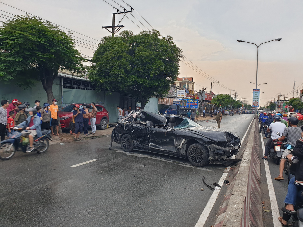 O to tong loat xe may o Binh Duong: Tai xe co nong do con