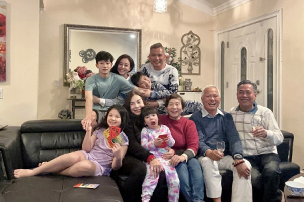 Đầu năm 2023, Jennifer Phạm hạnh phúc khi tiết lộ gia đình bên ngoại và bên nội ăn Tết cùng nhau tại Mỹ. Jennifer Phạm cho biết kỳ nghỉ lễ này rất đặc biệt với gia đình cô vì 2 bên gia đình đoàn tụ.