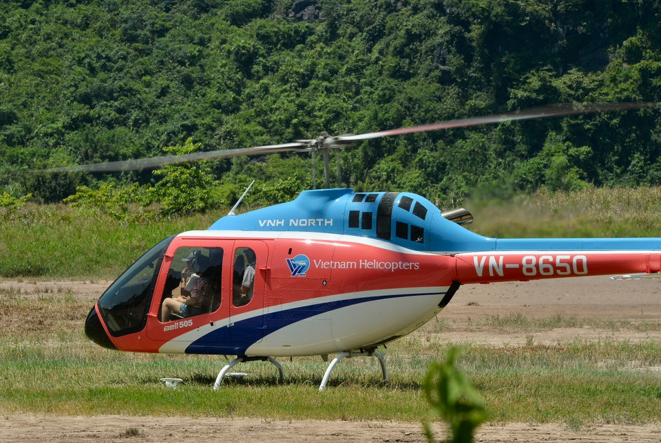 Tam dung tour truc thang ngam canh sau vu roi may bay Bell 505