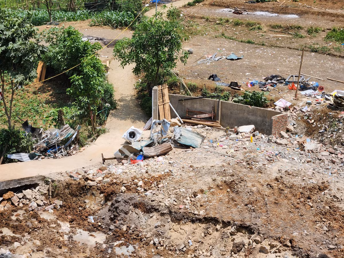 Hien truong am anh vu sap bo ke lam 3 me con tu vong-Hinh-7