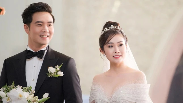 MC Thuy Linh ke chuyen tinh pha vo nguyen tac voi Duc Hieu