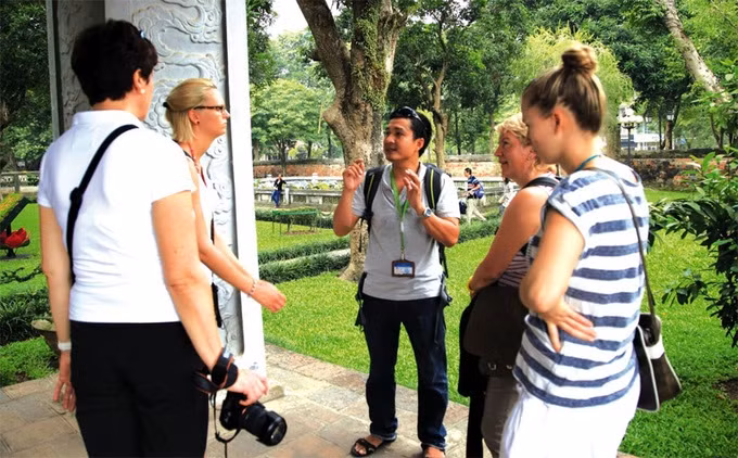 Nghe “dat nguoi khac di choi“: Lam mot mua an ca nam, de bi ga tinh-Hinh-3