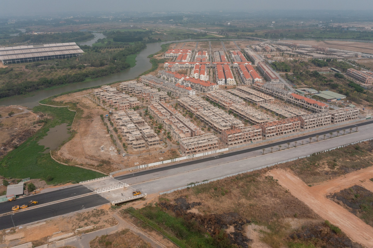 Nha pho, biet thu vung ven dua nhau giam gia hang ty dong-Hinh-2