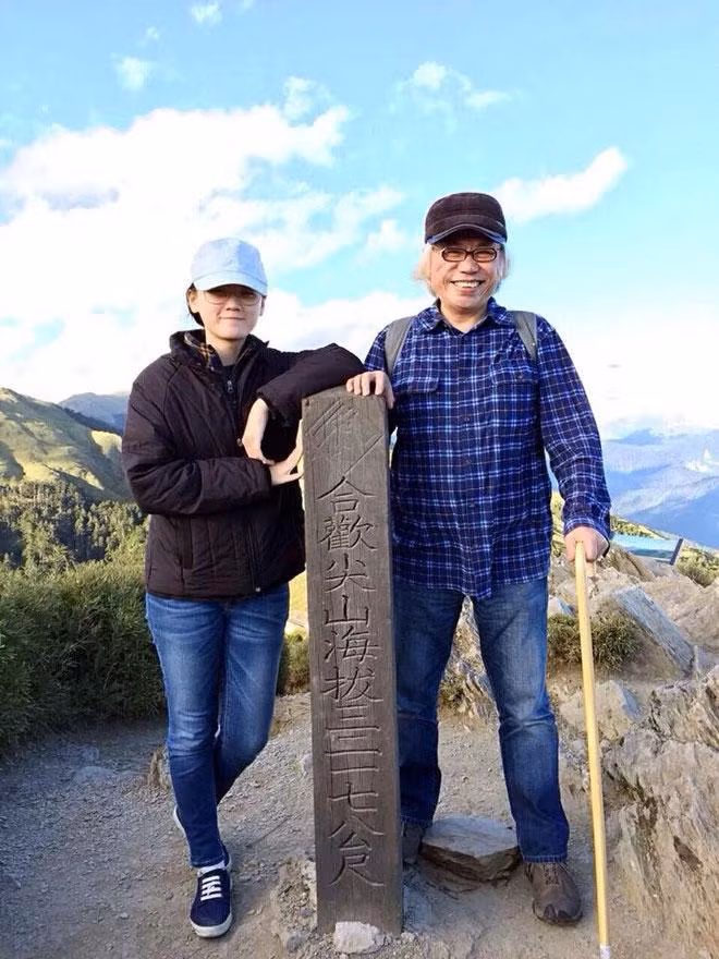 1 thap ky yeu duong cua cap doi 