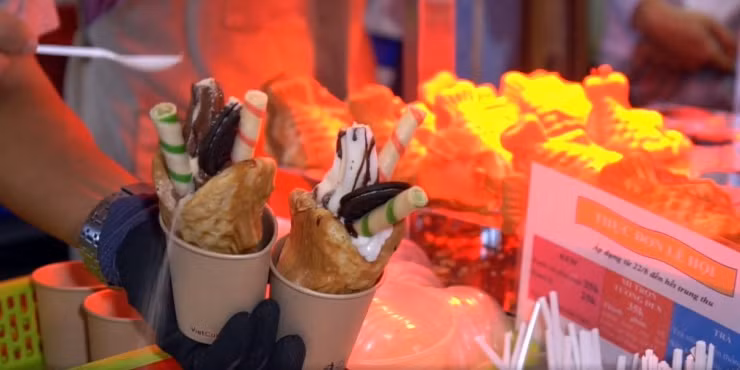 Pho long den Quan 5 bung sang, moi goi du khach quay lai tuoi tho-Hinh-6