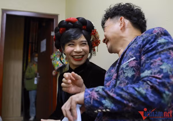 Nam Tao Xuan Bac: Vo con chinh la hau phuong vung chac-Hinh-2