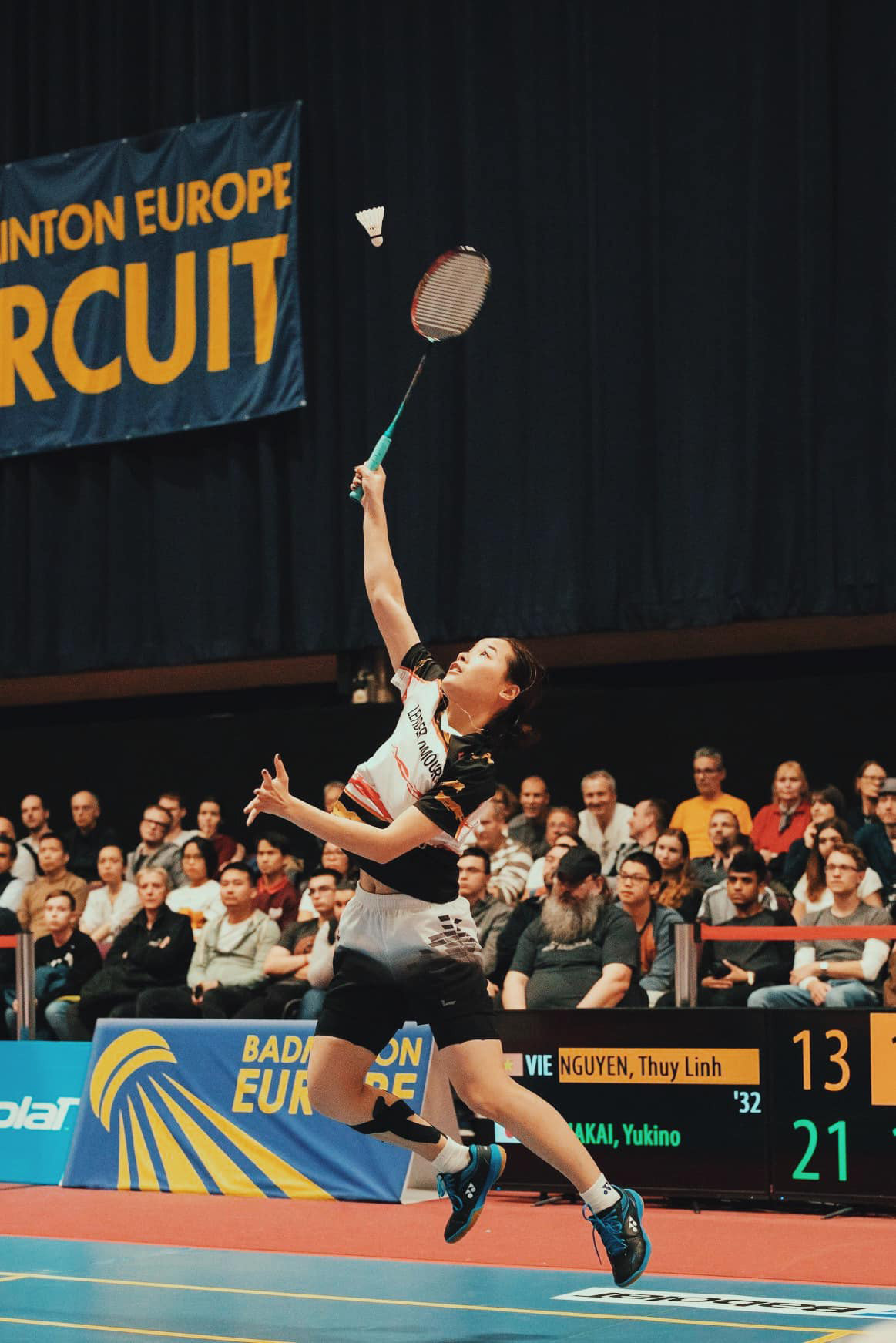 Từ một gương mặt trẻ ít được ai biết đến, Nguyễn Thùy Linh trở thành cây vợt số 1 Việt Nam, tham dự các giải đấu lớn của châu lục, Olympic.