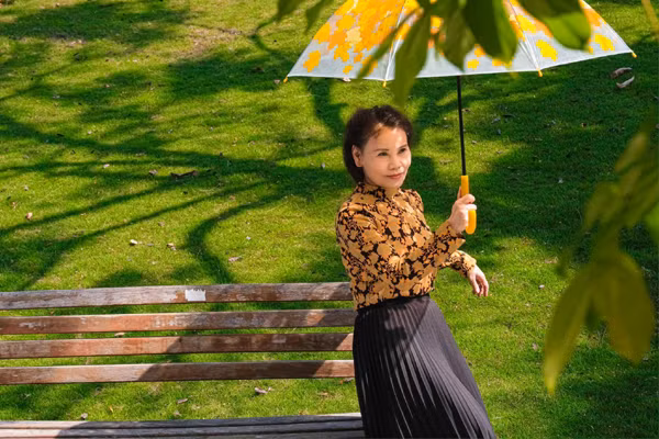 Me ruot Ho Ngoc Ha: Tung la nhan vien ngan hang-Hinh-3