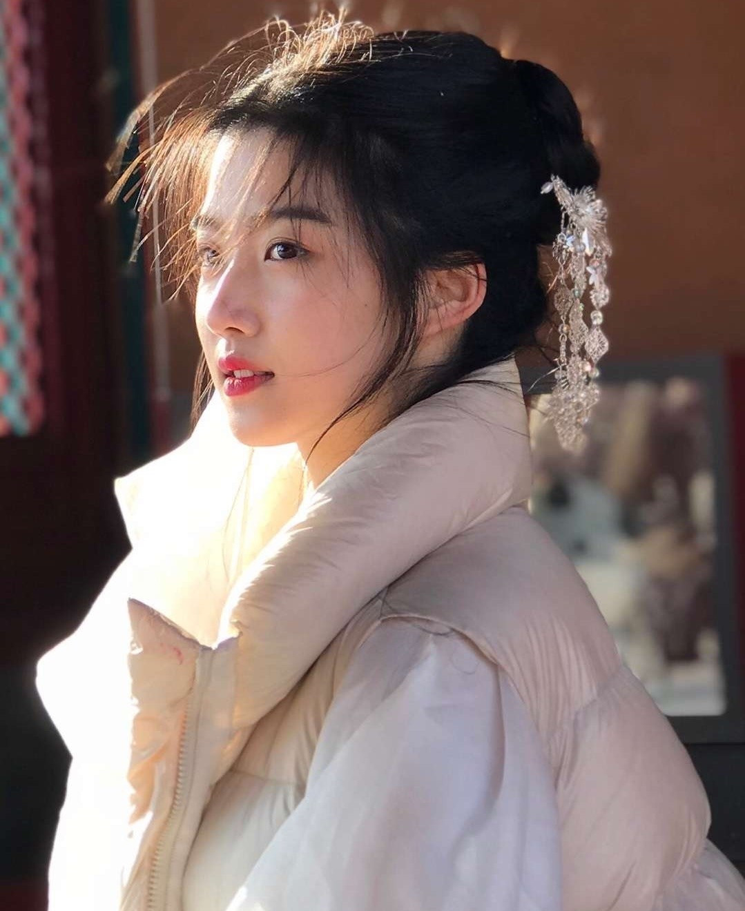 Nu dien vien phu de bep dan tieu hoa dan luu luong-Hinh-6