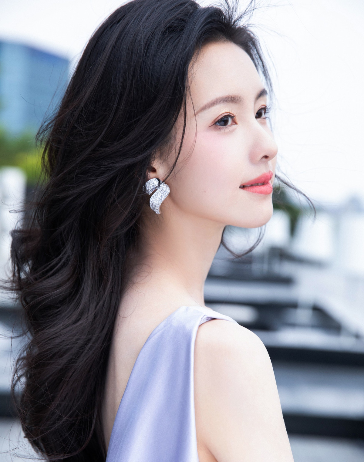 Nu dien vien phu de bep dan tieu hoa dan luu luong-Hinh-13