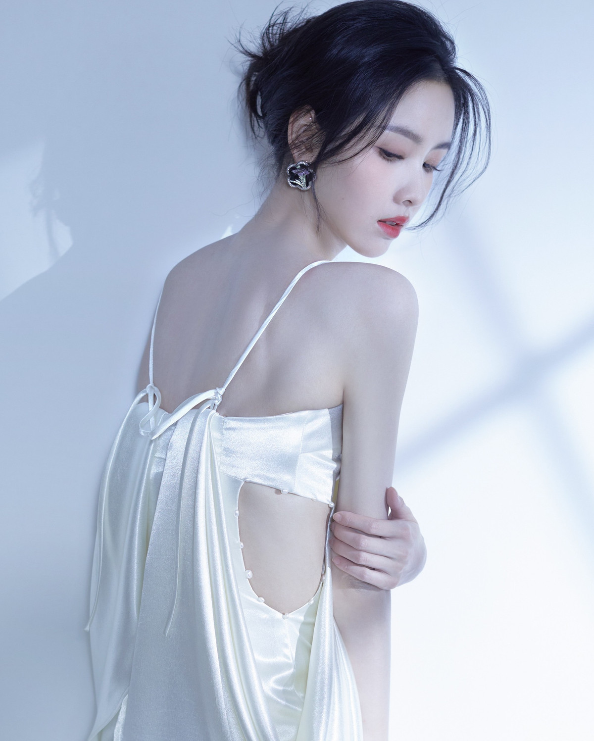 Nu dien vien phu de bep dan tieu hoa dan luu luong-Hinh-15