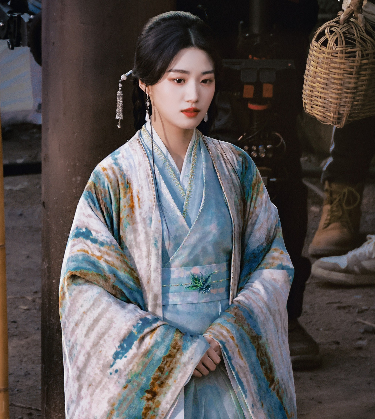 Nu dien vien phu de bep dan tieu hoa dan luu luong-Hinh-7