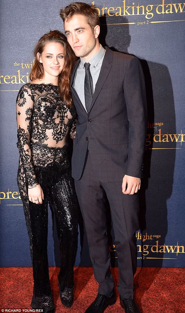 Hình ảnh Kristen Stewart và Robert Pattison thủa mặn nồng.