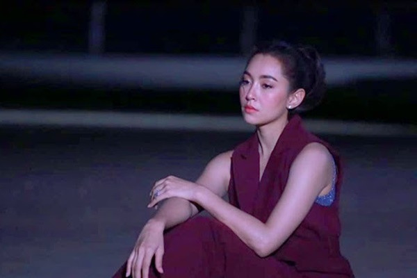 Choang vang vi su bua bon chong trong 10 ngay toi di cong tac