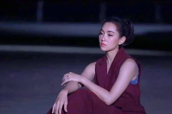 Choang vang vi su bua bon chong trong 10 ngay toi di cong tac