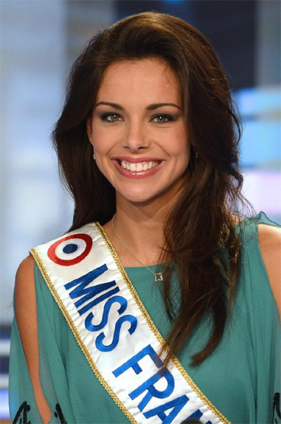 Á hậu 1 cuộc thi Hoa hậu thế giới 2013 thuộc về người đẹp Pháp Marine Lorphelin.