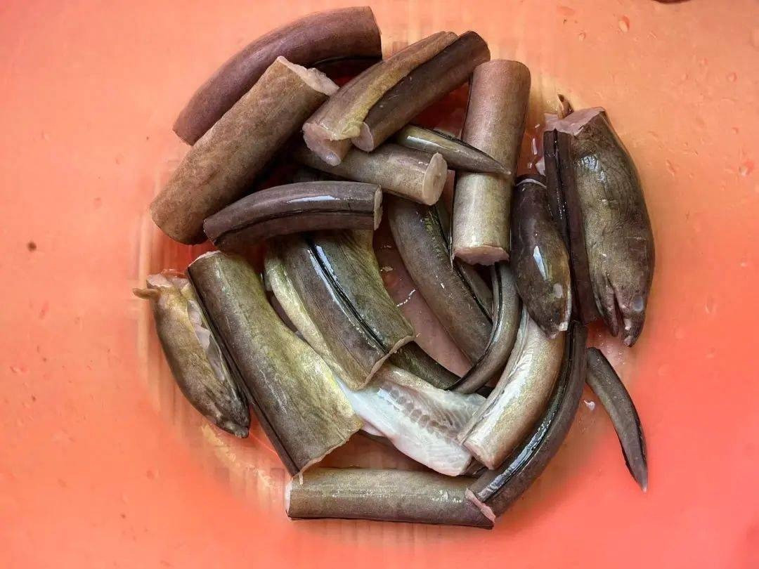 Mách bạn cách chế biến món ngon bổ thận từ lươn - Hình 4 Mach ban cach che bien mon ngon bo than tu luon-Hinh-4