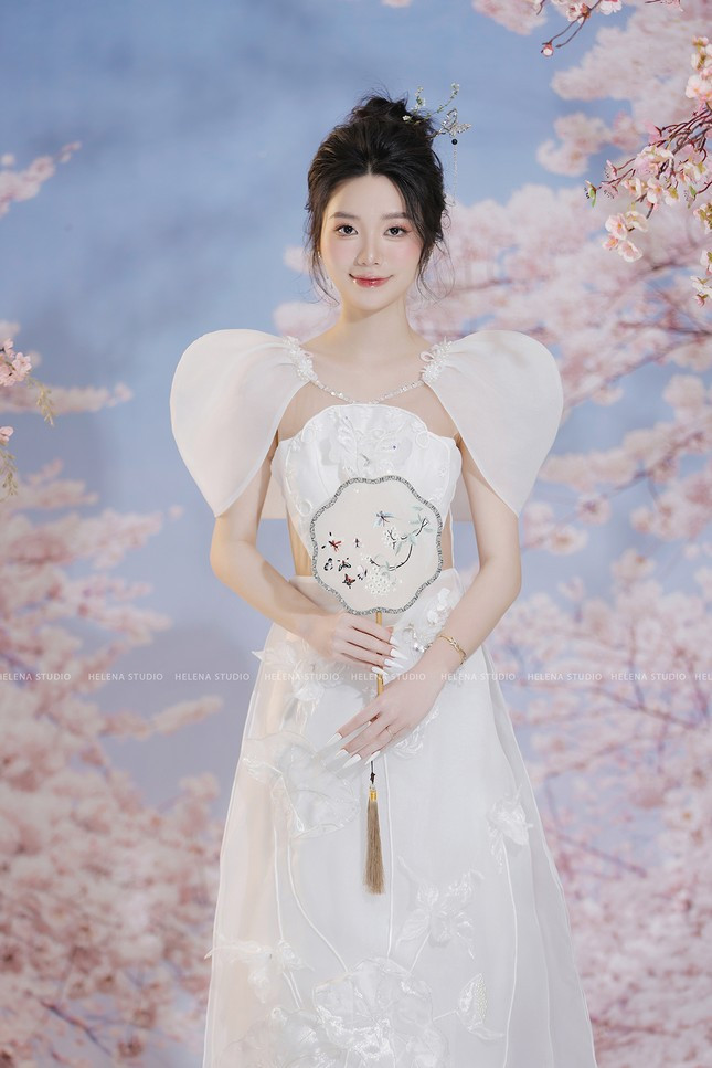 Nu sinh truong Kinh te danh tinh yeu cho nghe thuat dien xuat-Hinh-6