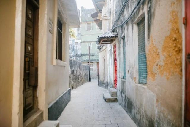 Vay ca ho mua nha trong ngo, vo tre lo sot vo sau vu chay