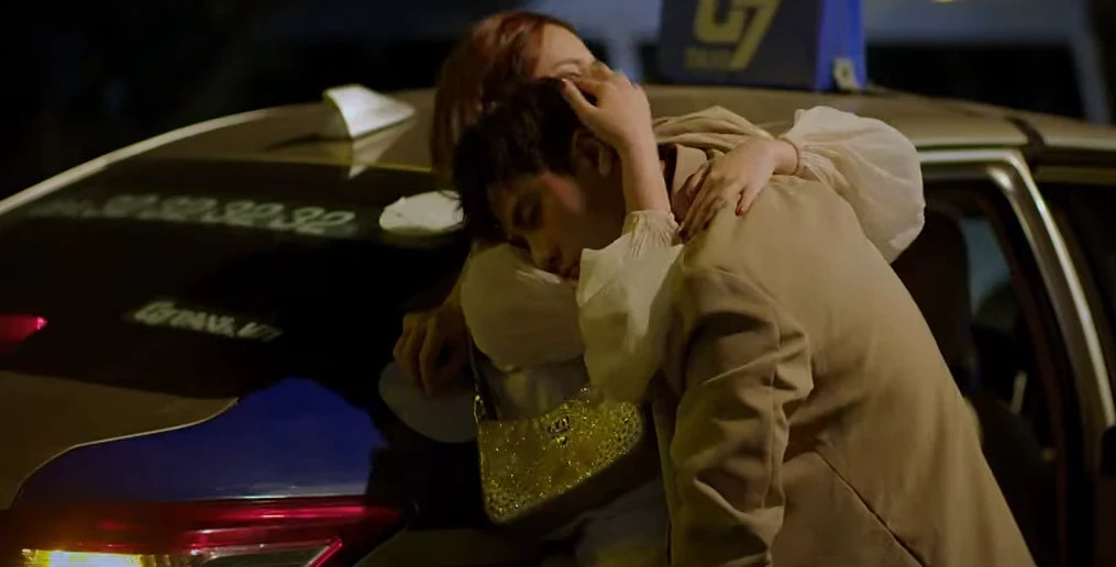 Phim Viet gio vang di vao vet xe do gay uc che-Hinh-2