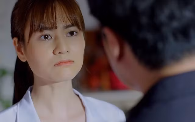 Phim Viet gio vang di vao vet xe do gay uc che-Hinh-5