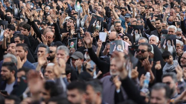 Tong thong tu nan tren may bay: Kinh te Iran ra sao?-Hinh-2