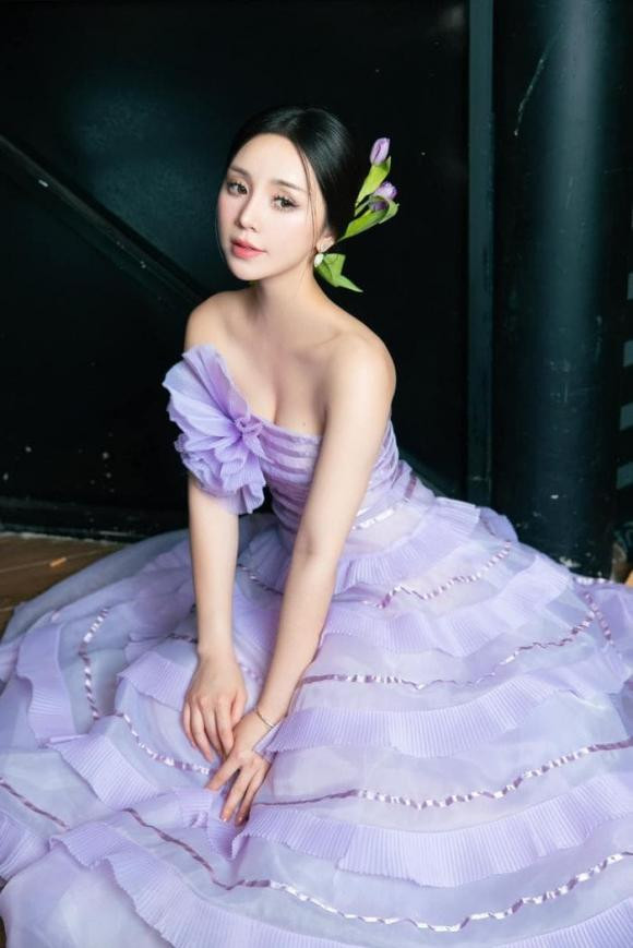 Quỳnh Kool tỏ rõ thái độ khi bị hối chuyện chồng con ảnh 2