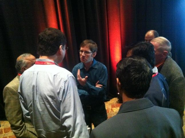 Có lần, khi một chip đồ họa đang trong quá trình phát triển không hiển thị phim đúng cách, Alben đã đến và nói: 'Chúng ta hãy xem xét từng dòng mã một', cái này có tác dụng gì? Cái kia có tác dụng gì?” Cuối cùng, nhóm đã giải quyết được vấn đề mà không gây ra tình huống xấu nhất: Sửa chữa phần cứng. Ảnh: Nvidia 