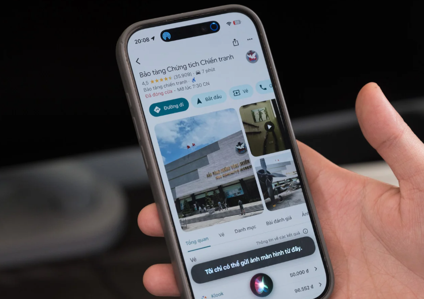 Với những nội dung không chia sẻ trực tiếp thì Siri sẽ chụp ảnh màn hình để gửi. Khi lướt tìm quán ăn thấy hay muốn share thì cũng có thể nói "tôi muốn chia sẻ cho abc trong danh bạ bằng tin nhắn/ telegram/…..