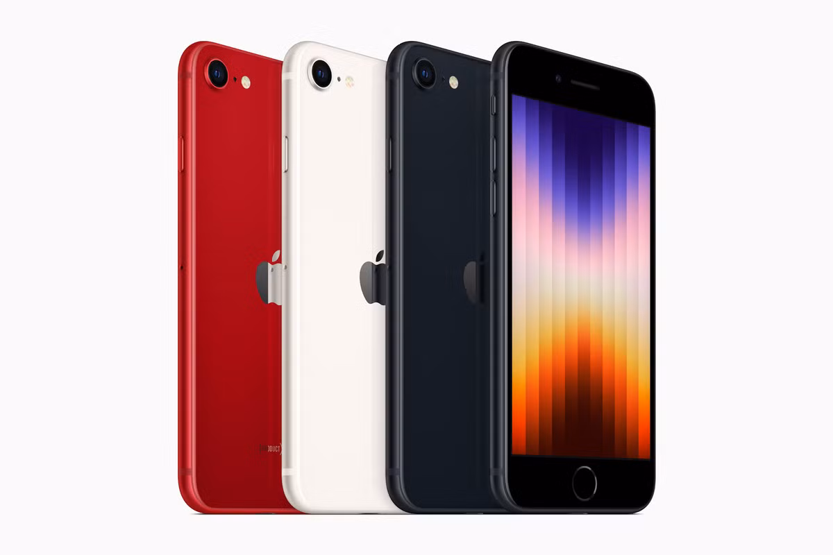 Đây là một bước chuyển quan trọng khi Apple hoàn toàn chuyển sang công nghệ màn hình OLED, Face ID và cổng USB-C trên toàn bộ danh mục sản phẩm iPhone.