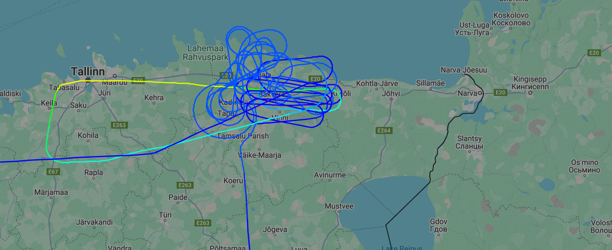 Sớm hơn hôm nay, sau khi bay qua Tallinn, chiếc B-52 tiếp tục bay về hướng đông, hướng đến Saint Petersburg. Dựa trên dữ liệu công khai từ các trang web theo dõi chuyến bay trực tuyến, máy bay ném bom đã bay đến cách biên giới Nga-Estonia khoảng 50 dặm (80km) trước khi quay về phía nam.