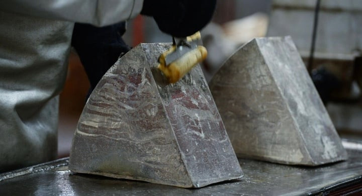 Tung cong nghe dot pha tinh che lithium, Nga tham vong gi?