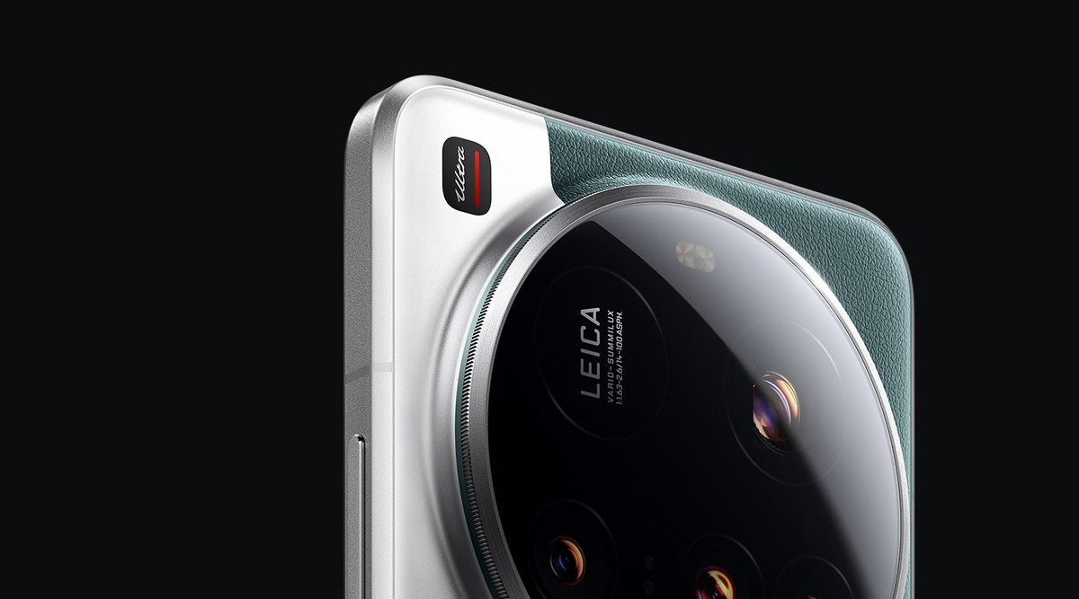 Hệ thống camera zoom quang học gồm hai cảm biến khác nhau cho mỗi tiêu cự. Camera Leica tele dùng cảm biến Sony IMX858, 50 MP f/1.8, tiêu cự 70 mm, chụp ảnh macro với khoảng cách 10 cm, hỗ trợ công nghệ chống rung UIS . Camera Leica tiềm vọng dùng cảm biến Samsung HP9, 200 MP f/2.6, tiêu cự 100 mm.