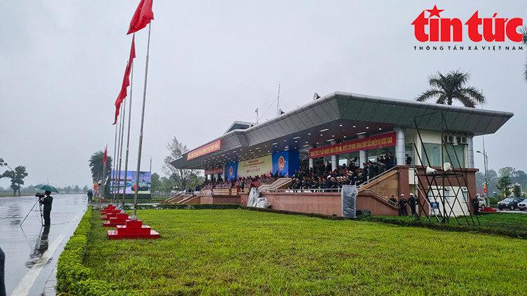 Các khối diễu binh, diễu hành phía Bắc lần đầu tham gia hợp luyện.