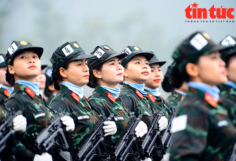 Quan doi luyen tap chuan bi cho cac su kien trong dai dat nuoc-Hinh-10