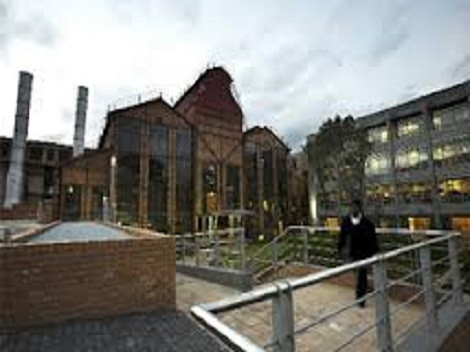 Thậm chí công ty còn từng bị đóng cửa vì không đảm bảo an toàn kỹ thuật cho những người thợ mỏ.