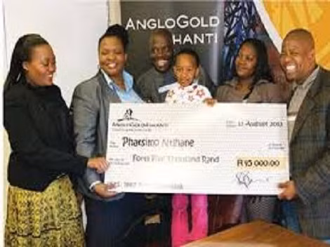 AngloGold Ashanti Limited là một công ty khai thác vàng toàn cầu, hoạt động trên khắp các châu lục, chiếm số lượng lớn sản lượng vàng của thế giới.