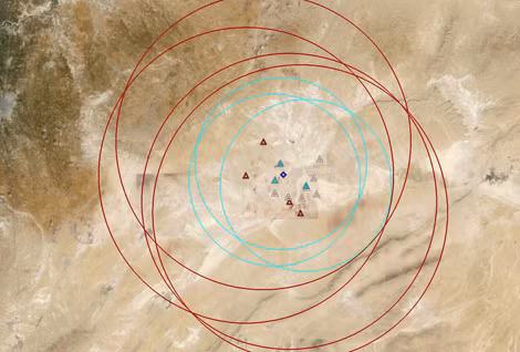 Màu đỏ nâu là S-75, màu xanh là S-125.