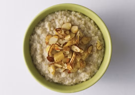 Kiều mạch có chứa một hàm lượng cao chất xơ, carbohydrate và chứa rất nhiều protein. Vì vậy kiểu mạch có thể giúp bạn no lâu, hạn chế sự thèm ăn mà lại có lượng calo lý tưởng giúp bạn nhanh chóng có được thân hình đẹp.