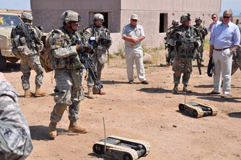 Quân đội Mỹ bắt đầu đưa robot mặt đất vào chiến đấu thử nghiệm trên chiến trường.