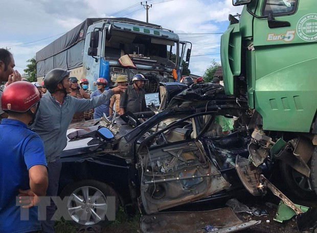 Bong da Viet Nam se chia noi mat mat to lon cua Hoang Anh Gia Lai