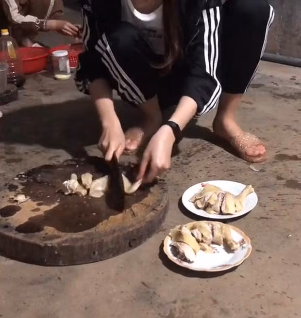 Ra mat nha nguoi yeu, co gai 