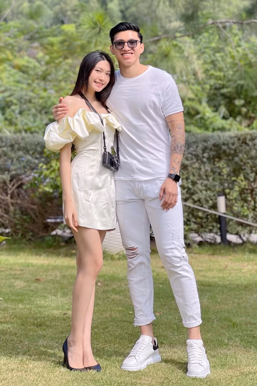 Doãn Hải My và Đoàn Văn Hậu là cái tên không còn xa lạ đối với cư dân mạng. Từ khi công khai hẹn hò trên MXH, bộ đôi khiến khán giả xuýt xoa bởi những khoảnh khắc khoe mối quan hệ hạnh phúc, tình cảm.