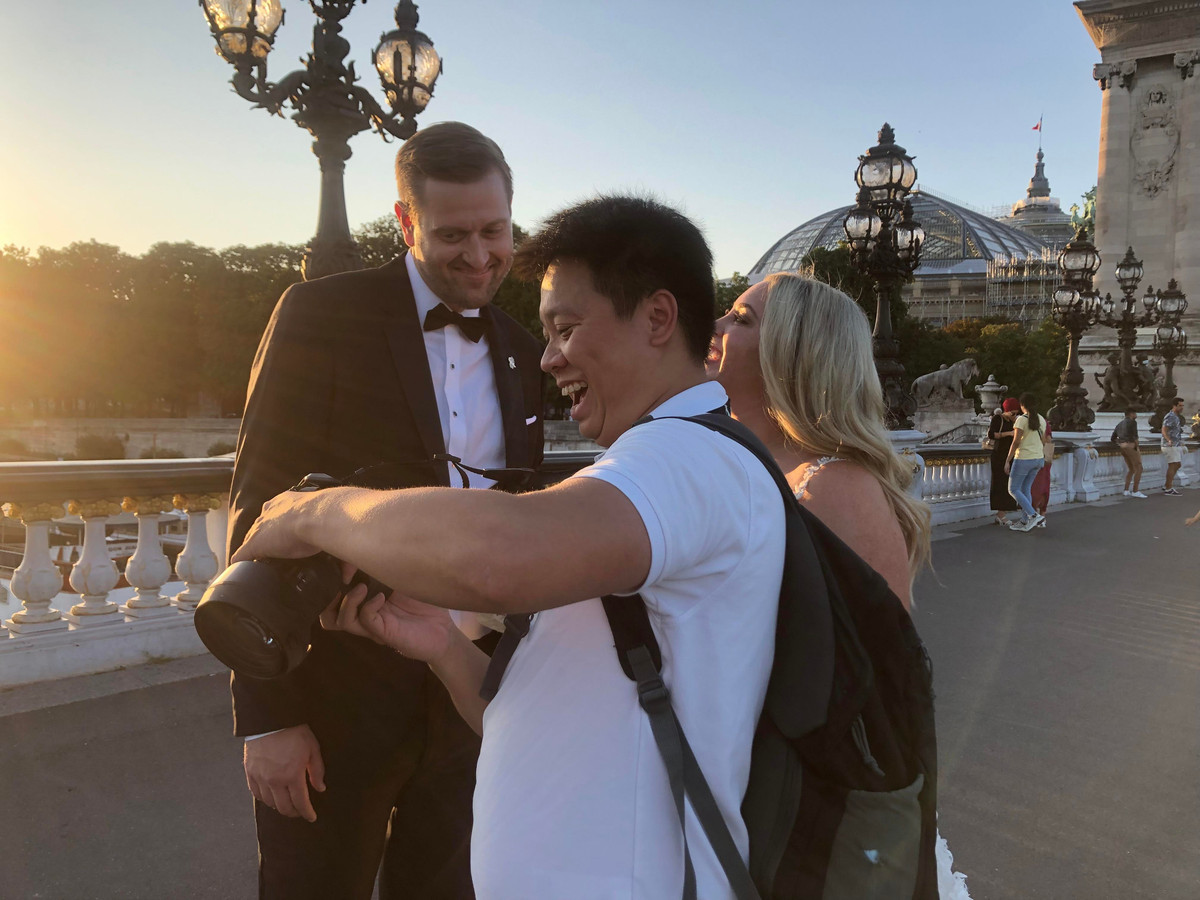 Chụp ảnh "dạo" ở Pháp, chàng trai Việt kiếm trăm triệu đồng - Hình 2 Chup anh